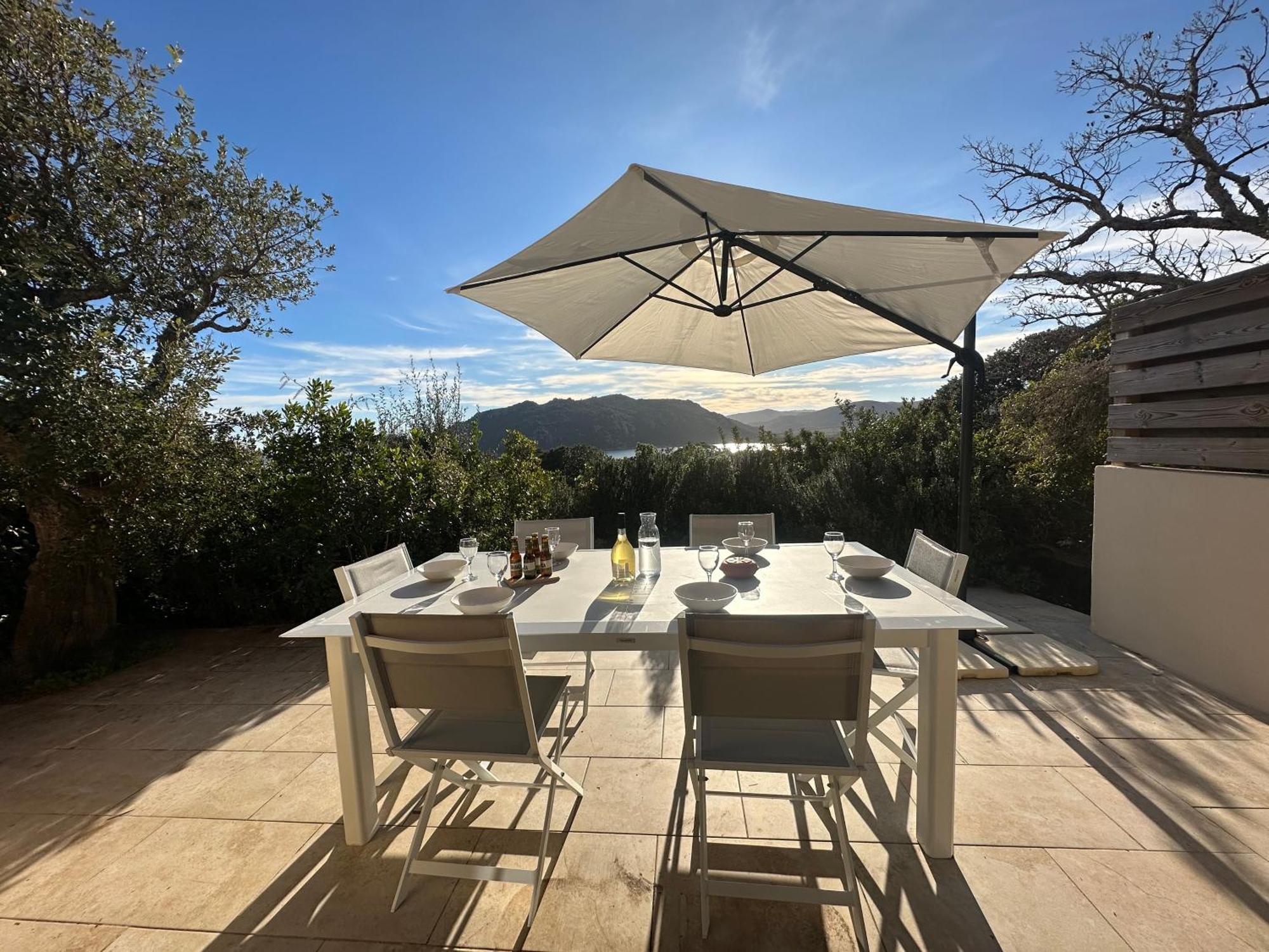 Villa Familiale Situee A 10 Minutes A Pieds De La De Santa Giulia Porto-Vecchio (Corsica)